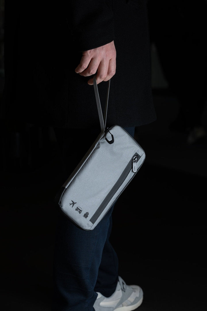 Troika REFL-ACTIVE TRAVELLER Travel Wallet with Reflecting Cover