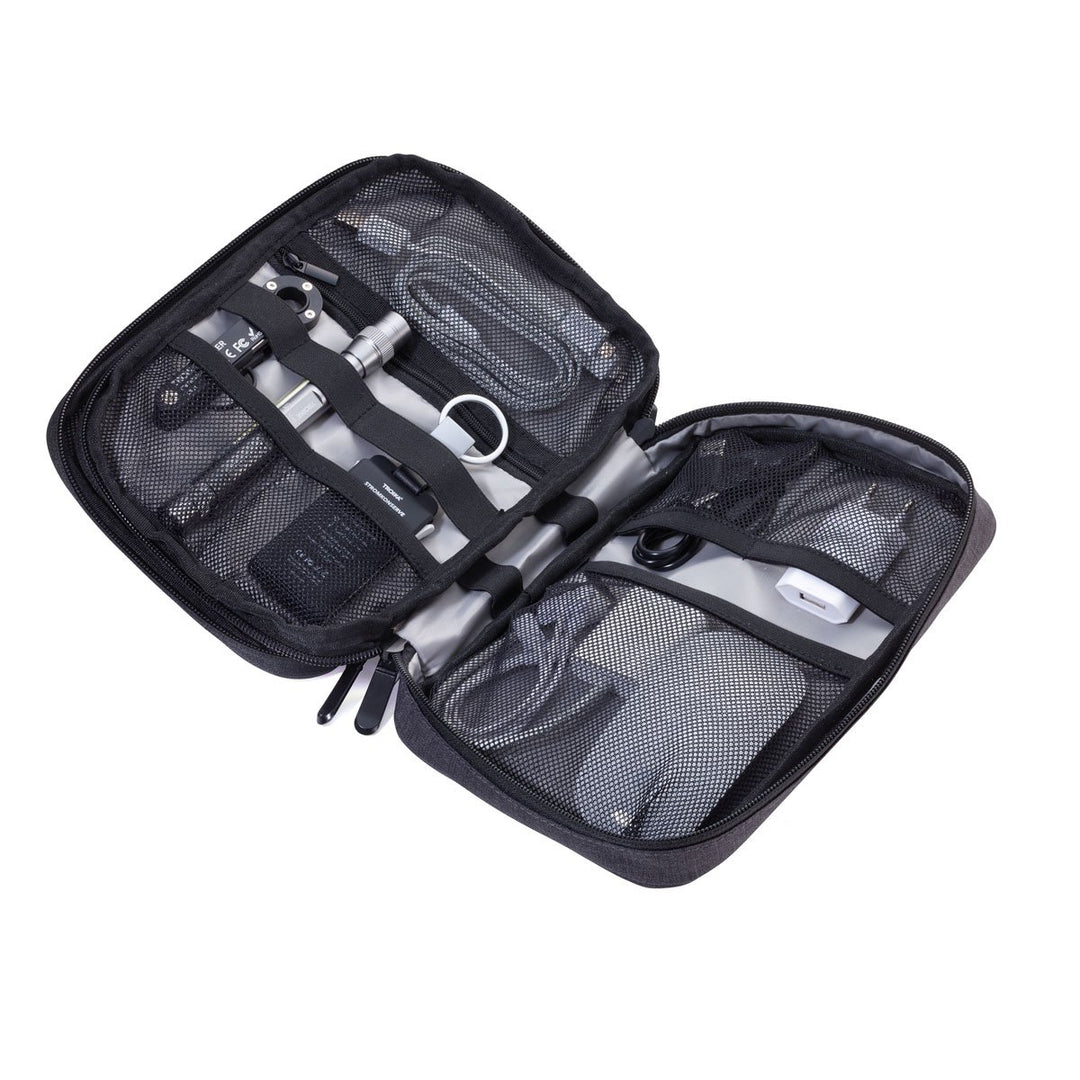 Troika Connected Pocket Organizer's interior pockets, CBO30/DG