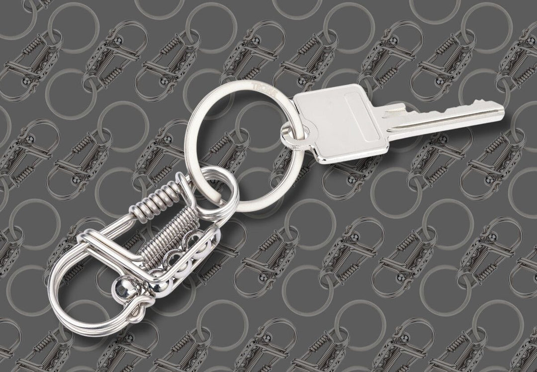 Troika DRAHTZIEHER Carabiner Keychain made from single Stainless Steel Wire