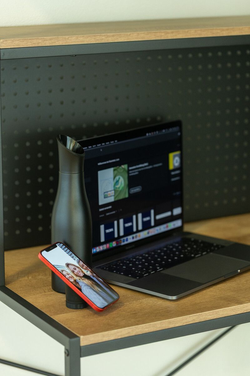 TROIKA STAND BY ME  Insulated Bottle with MagSafe® Phone Holder